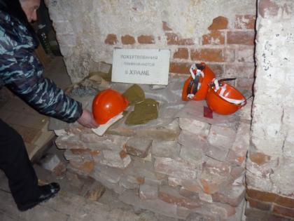 Работы в Храме. март 2012