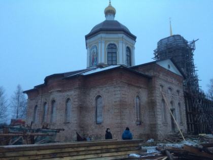 Список служб на декабрь 2015 года. Кровля над центральными алтарями.