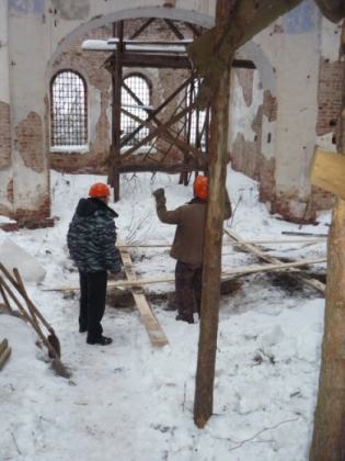 Работы в Храме. март 2012