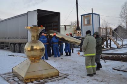 22.01.2014 Доставка шпиля на колокольню